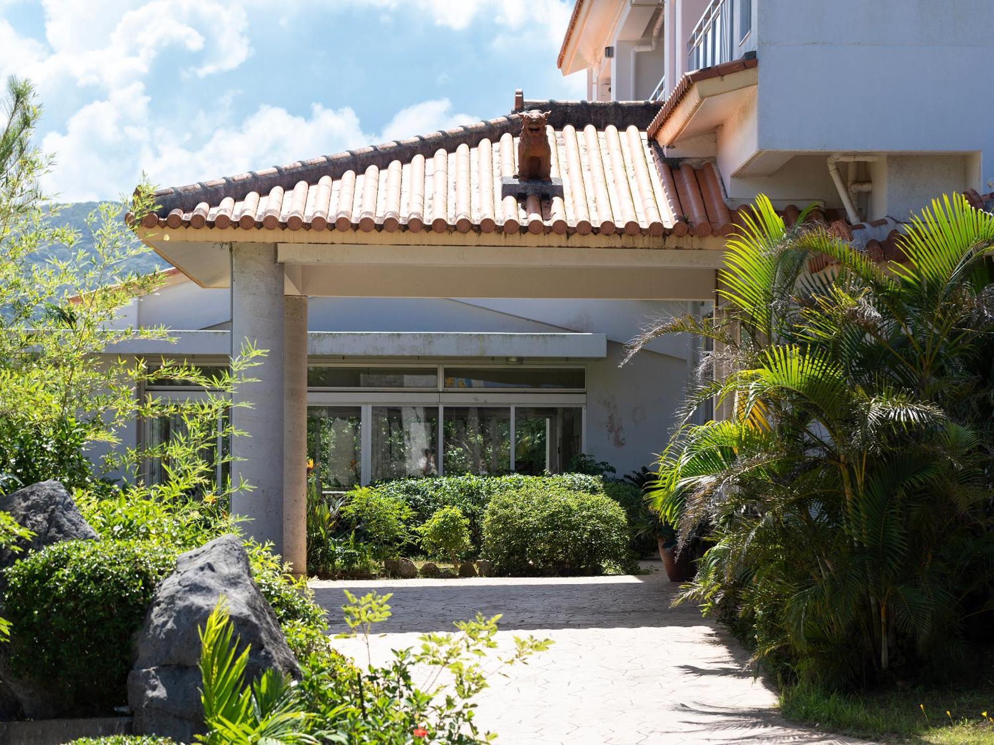 Hoshi No Terrace Motobu Yamazato Hotel Kültér fotó